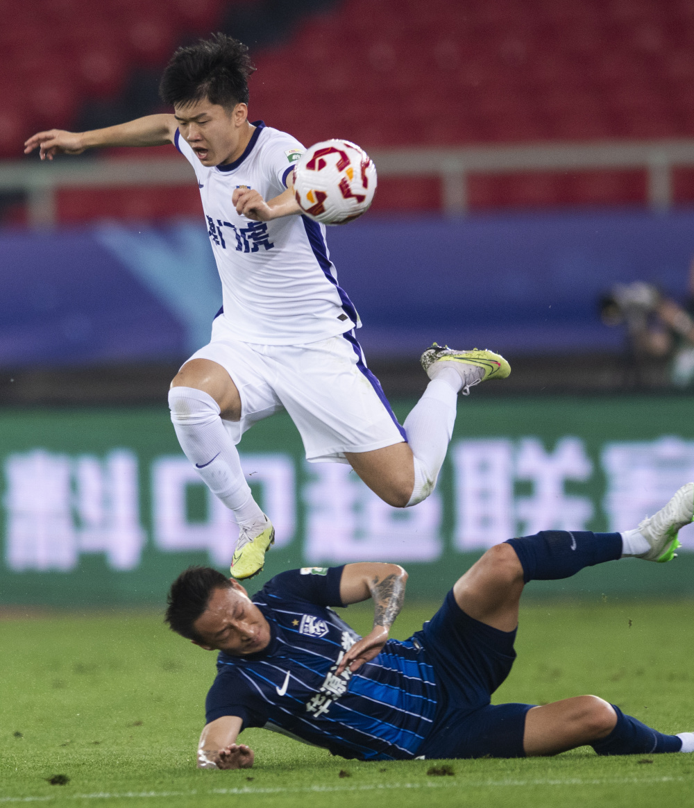 仲裁机构裁 仲裁机构裁