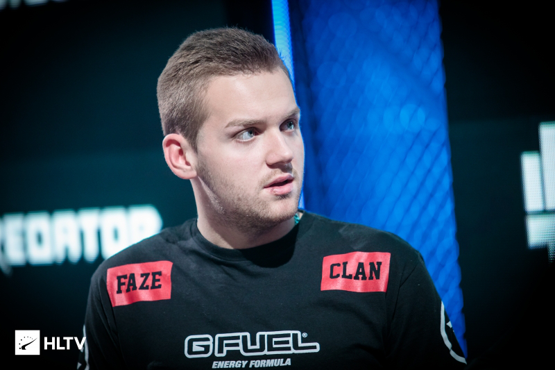 进攻前先评 进攻前先评